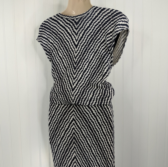 VELVET BY GRAHAM & SPENCER Chevron Maxi Dress S - Picture 4 of 7